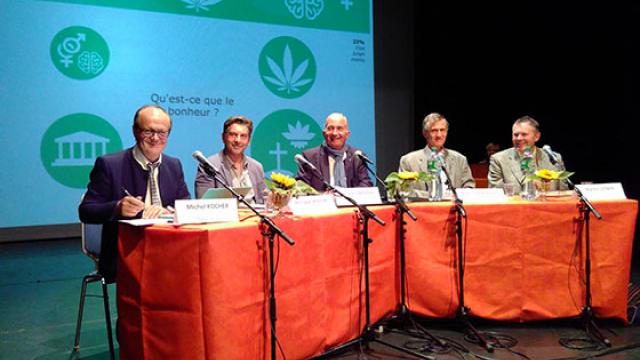 Les intervenants de la soirée, de gauche à droite : Michel Kocher, Philippe Ryvlin, Jacques Besson, Michel Grandjean et Martin Leiner.